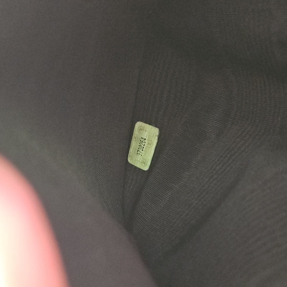 Authentic CHANEL Black Quilted crossbody with Gold Accents - Picture 5 of 16